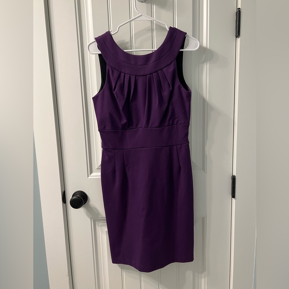 Banana Republic dress. Good condition.